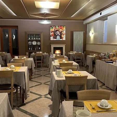 Hotel Centrale Otel 3*