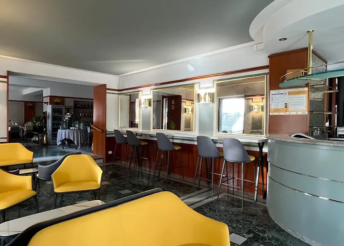 Hotel Centrale Otel