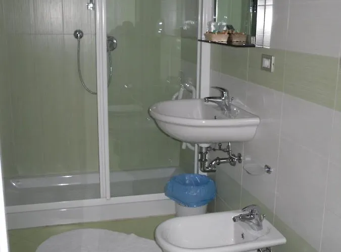 Hotel Centrale Otel