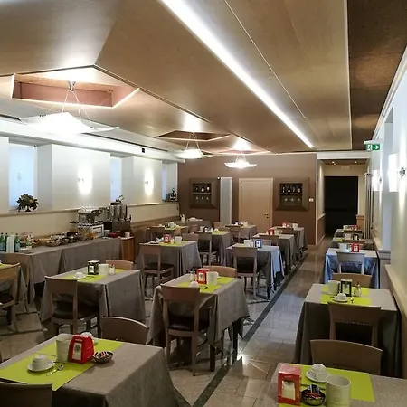 Hotel Centrale 3*